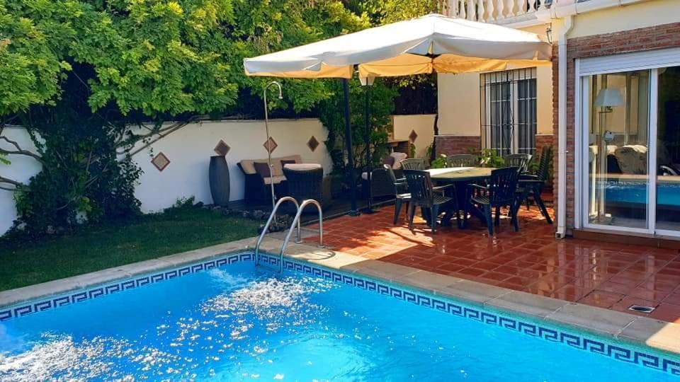 Villa Albaida La Zubia  Luaran gambar