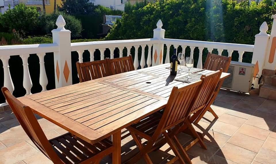 Villa Albaida La Zubia  Luaran gambar